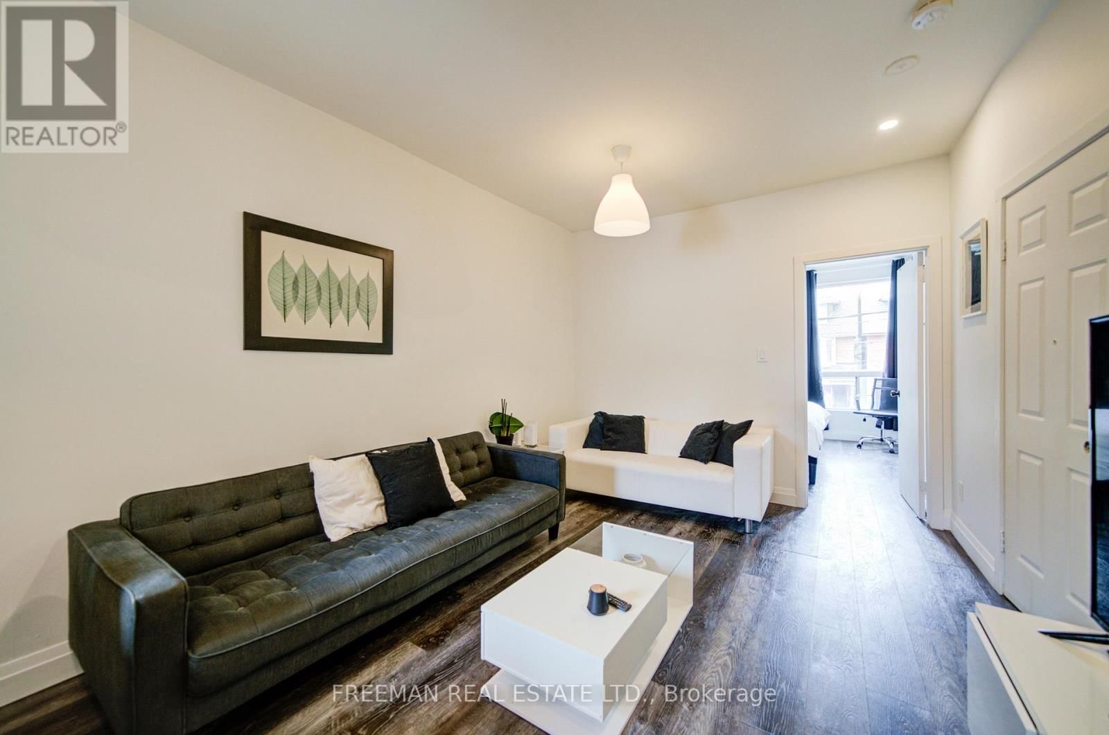 970 BATHURST STREET Image 39