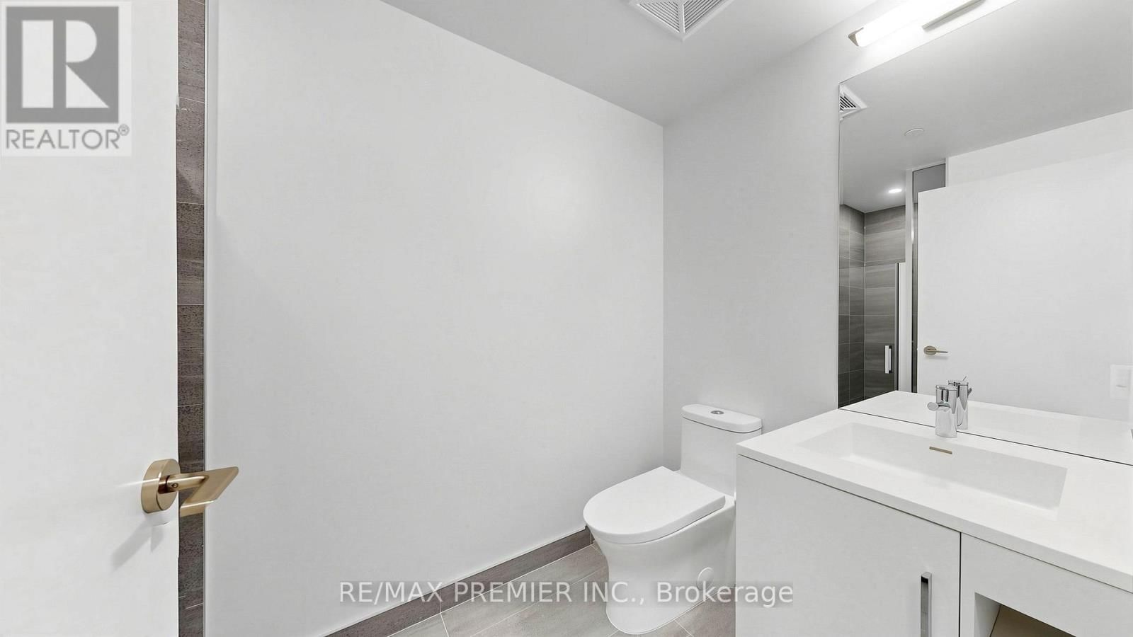 1407 - 634 CHURCH STREET Image 18