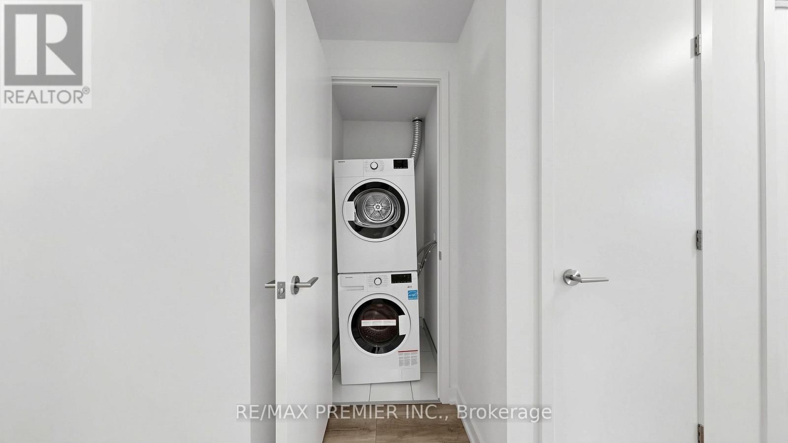 1407 - 634 CHURCH STREET Image 21