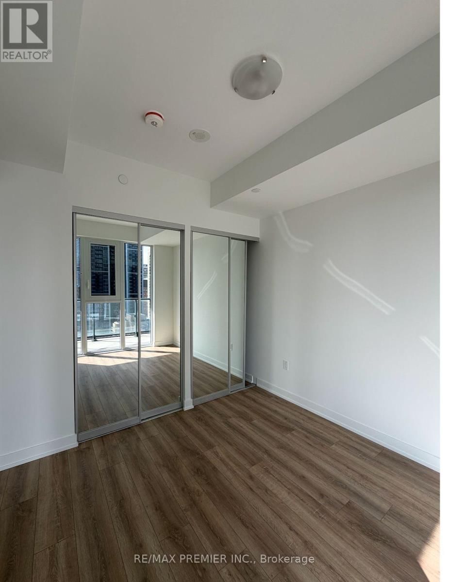 1407 - 634 CHURCH STREET Image 9