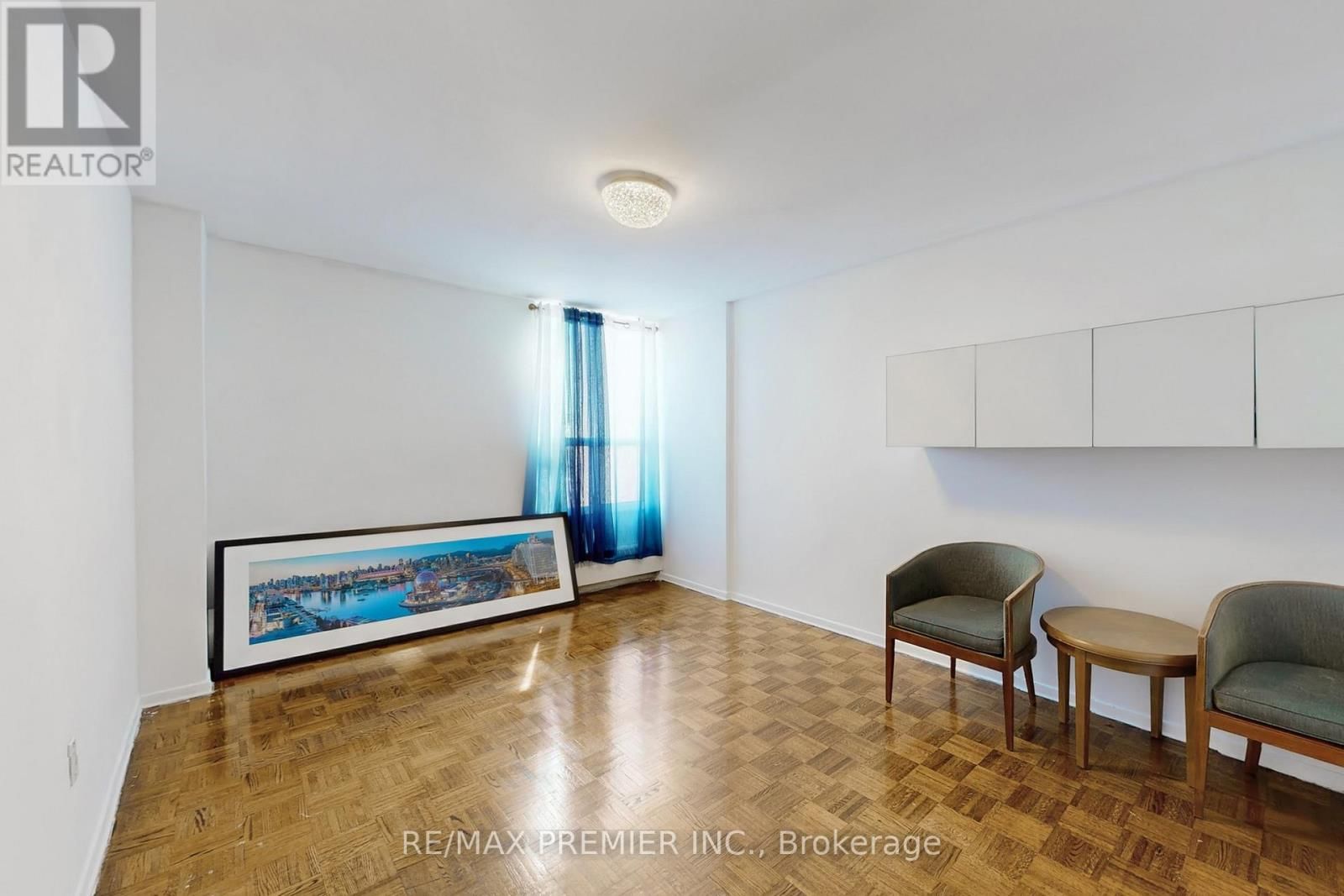 1206 - 60 PAVANE LINKWAY Image 10