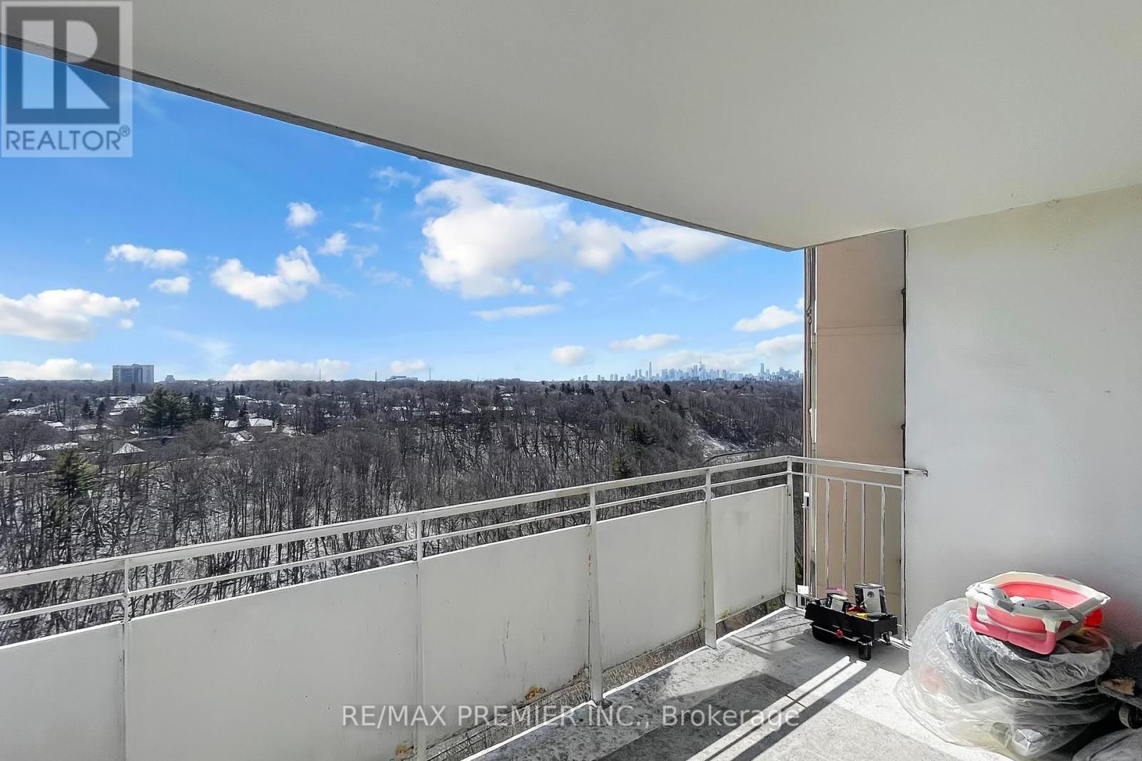 1206 - 60 PAVANE LINKWAY Image 16