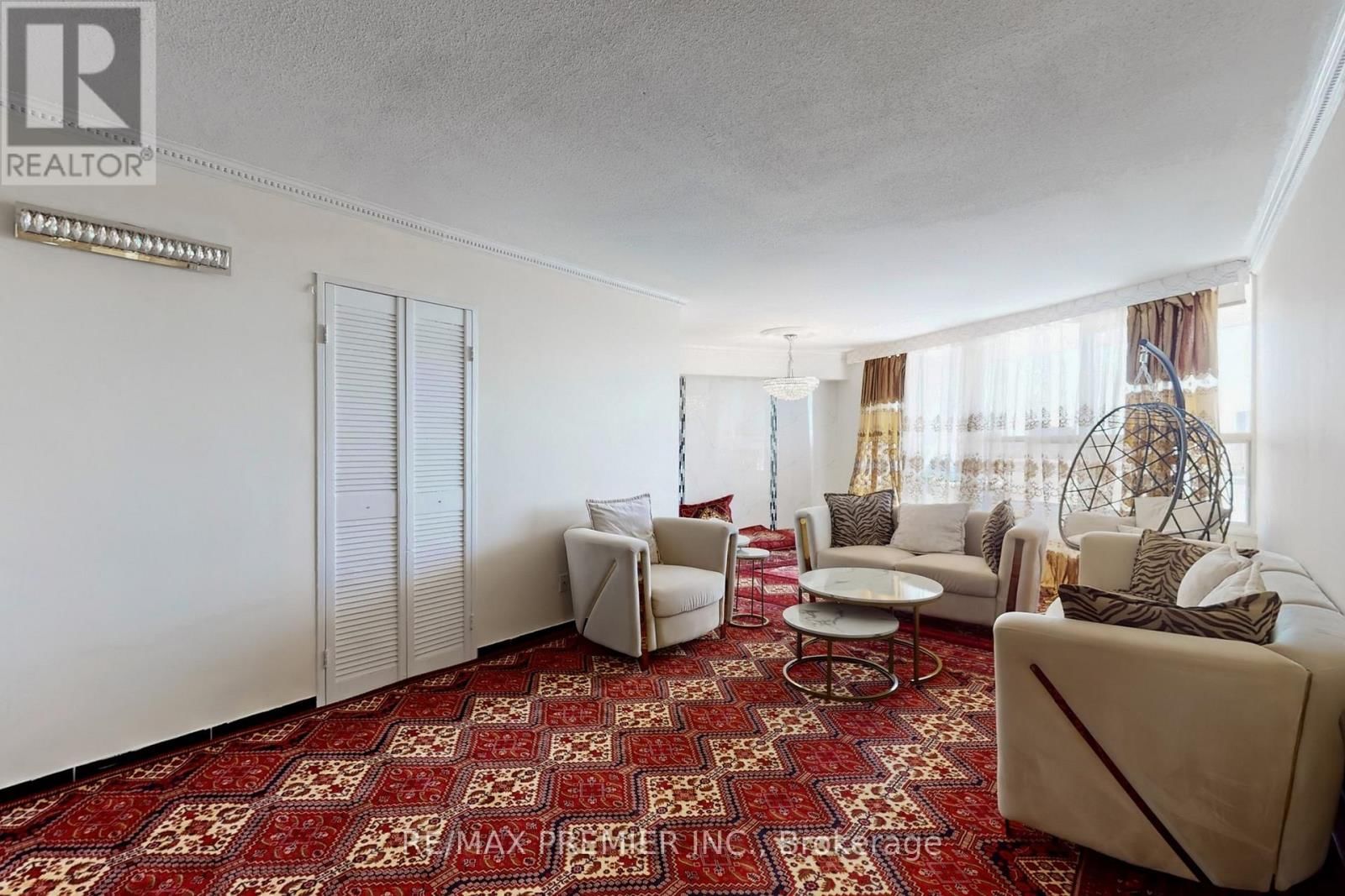 1206 - 60 PAVANE LINKWAY Image 4