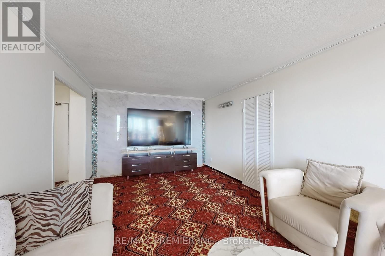 1206 - 60 PAVANE LINKWAY Image 6