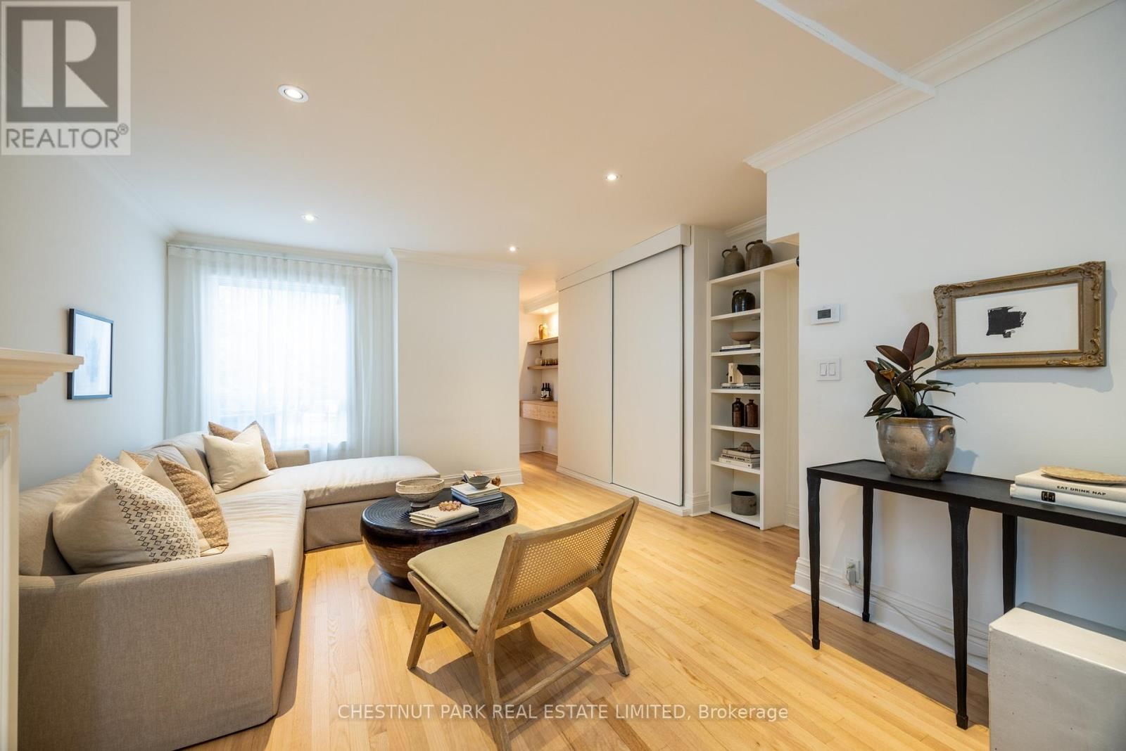 3 OTTAWA STREET Image 10