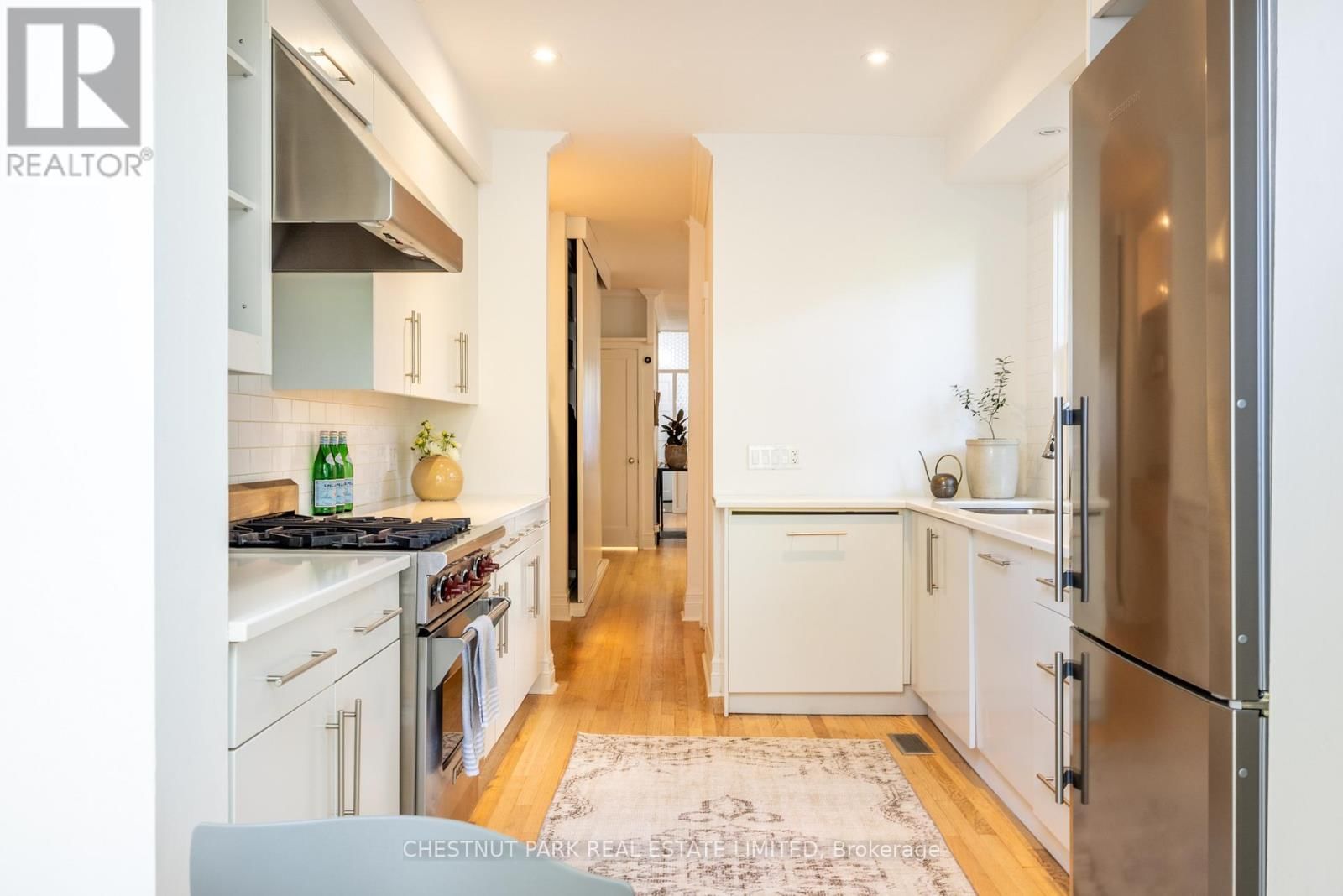 3 OTTAWA STREET Image 19