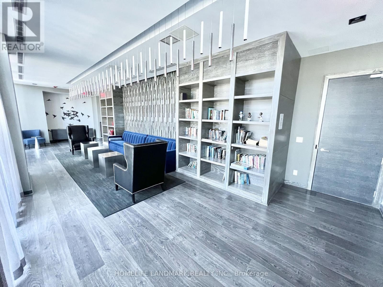 503 - 1080 BAY STREET Image 35