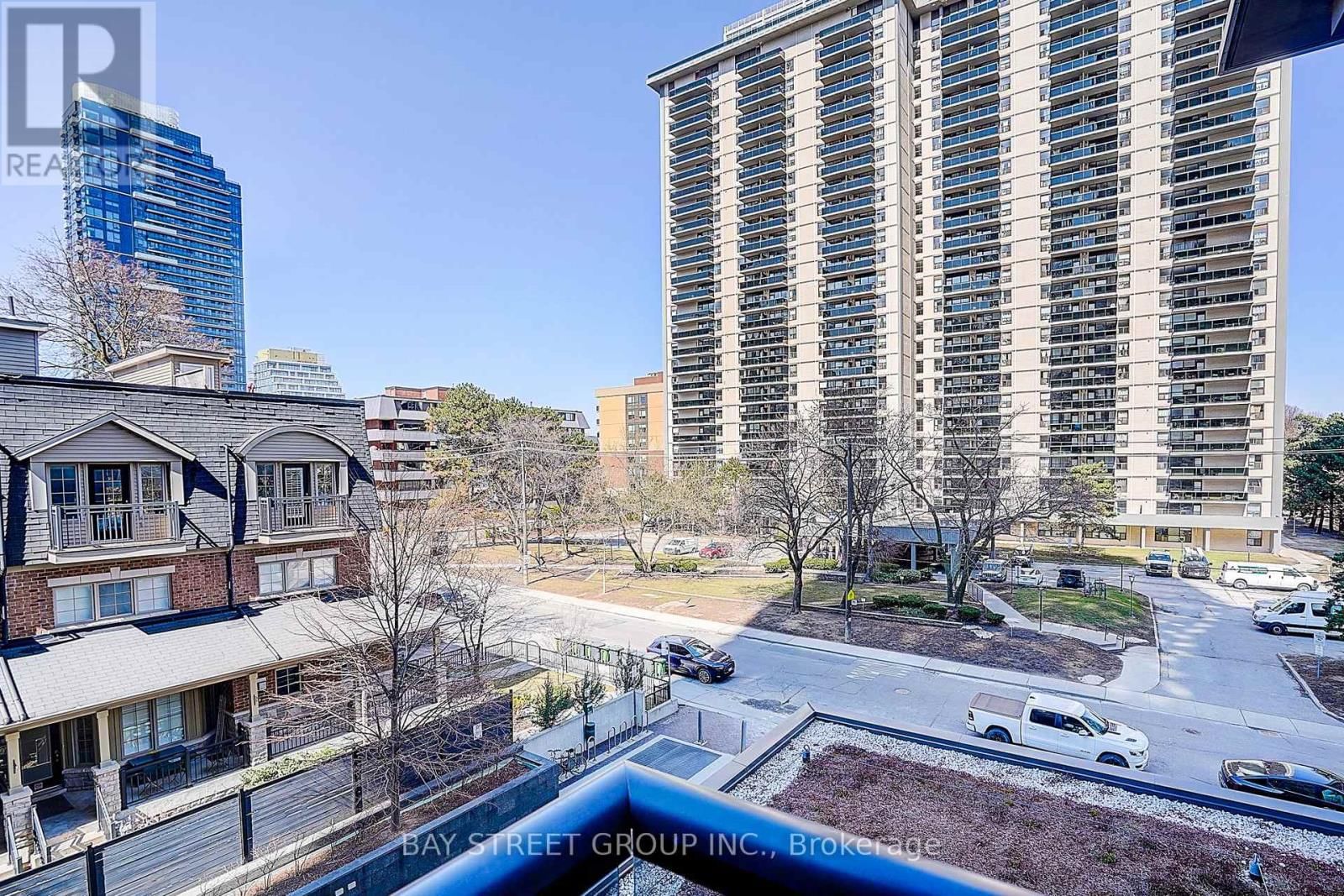 315 - 101 ERSKINE AVENUE Image 26