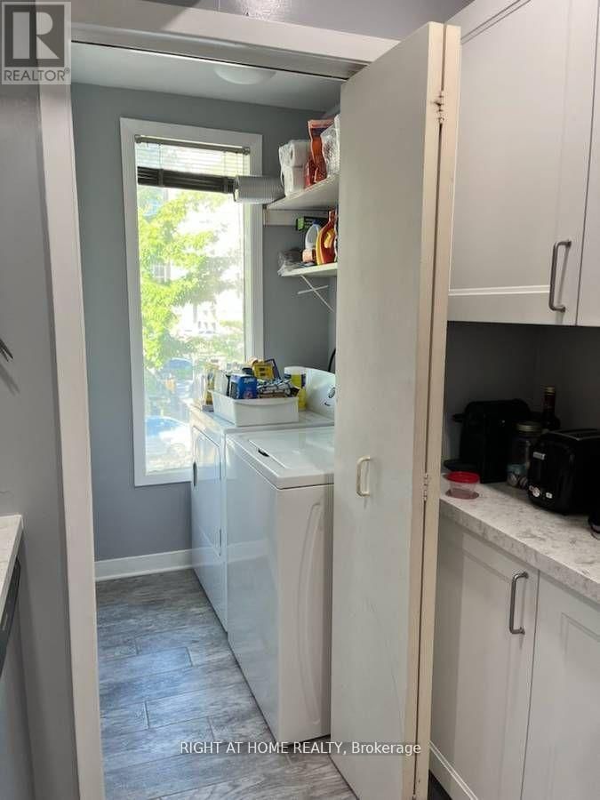 Unit 2 - 210 MCCAUL STREET Image 8