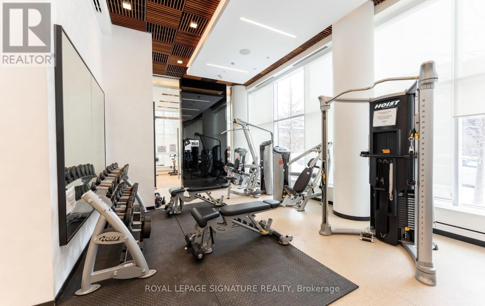 213 - 80 VANAULEY STREET Image 23