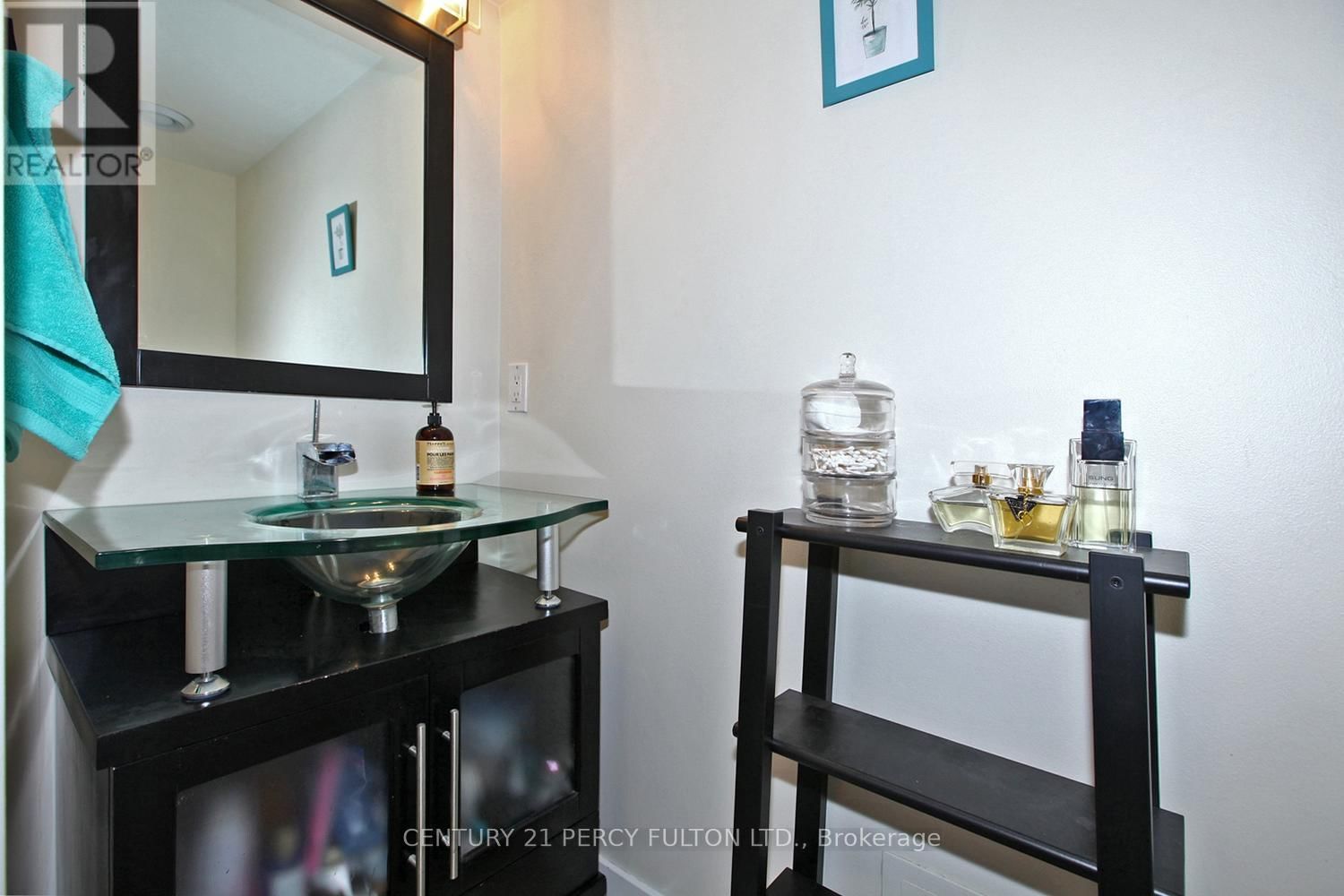 406 - 80 WESTERN BATTERY ROAD Image 7