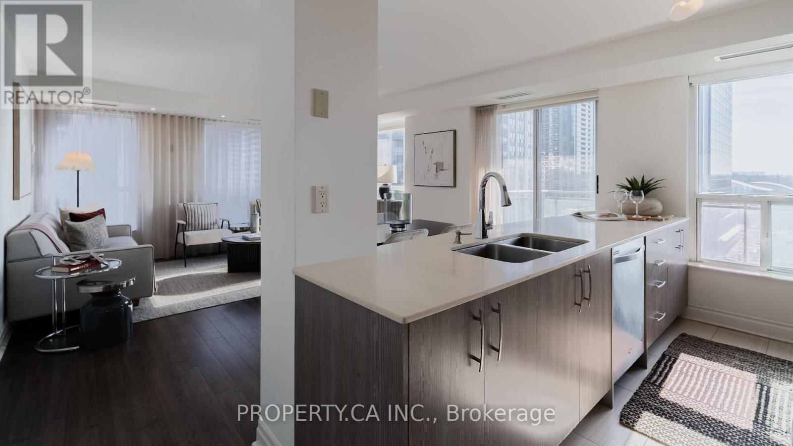 1115 - 188 DORIS AVENUE Image 13