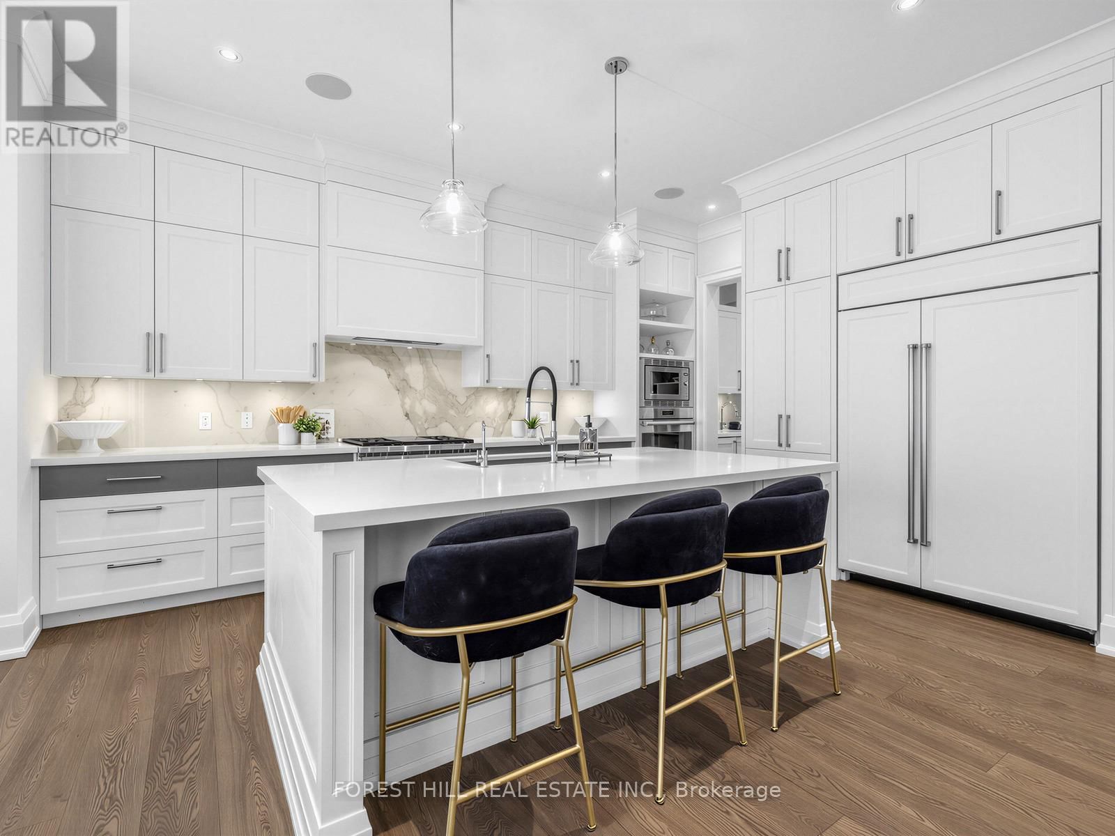 124 LAURELCREST AVENUE Image 16