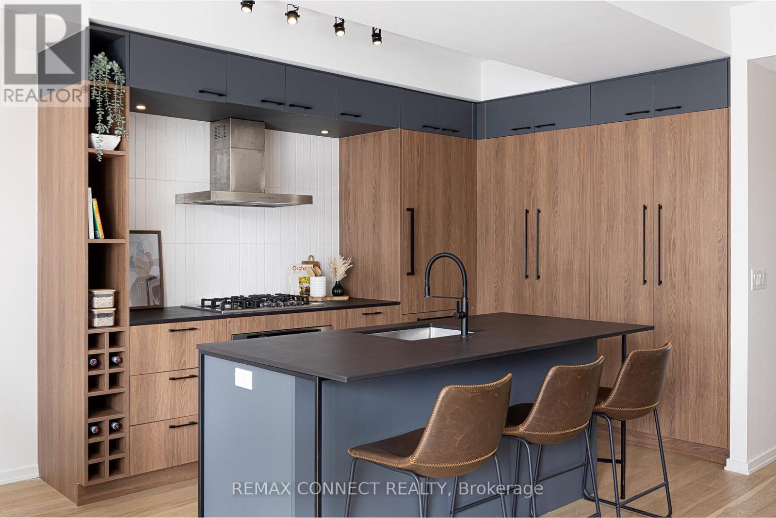 402 - 41 DOVERCOURT ROAD Image 14