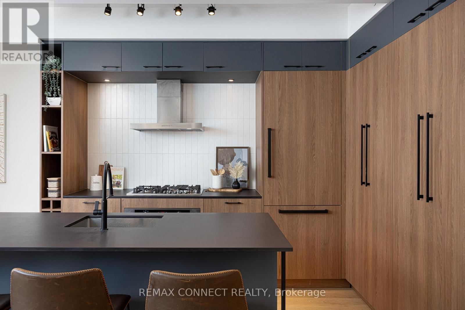 402 - 41 DOVERCOURT ROAD Image 18