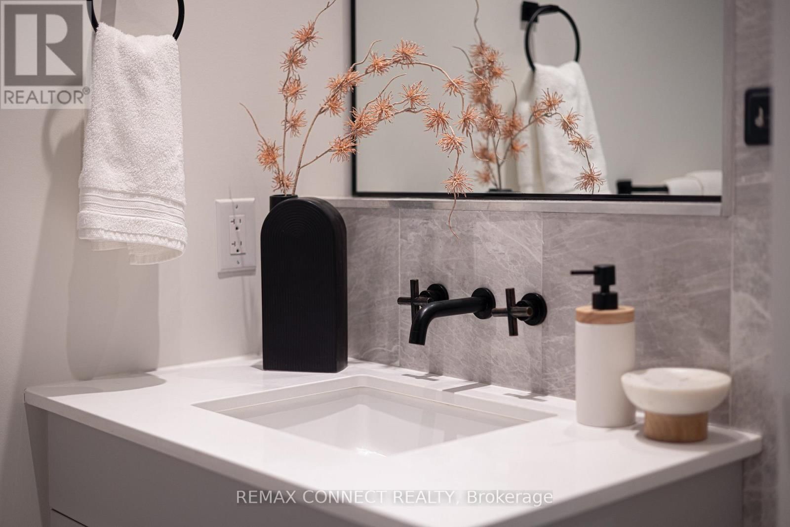 402 - 41 DOVERCOURT ROAD Image 28