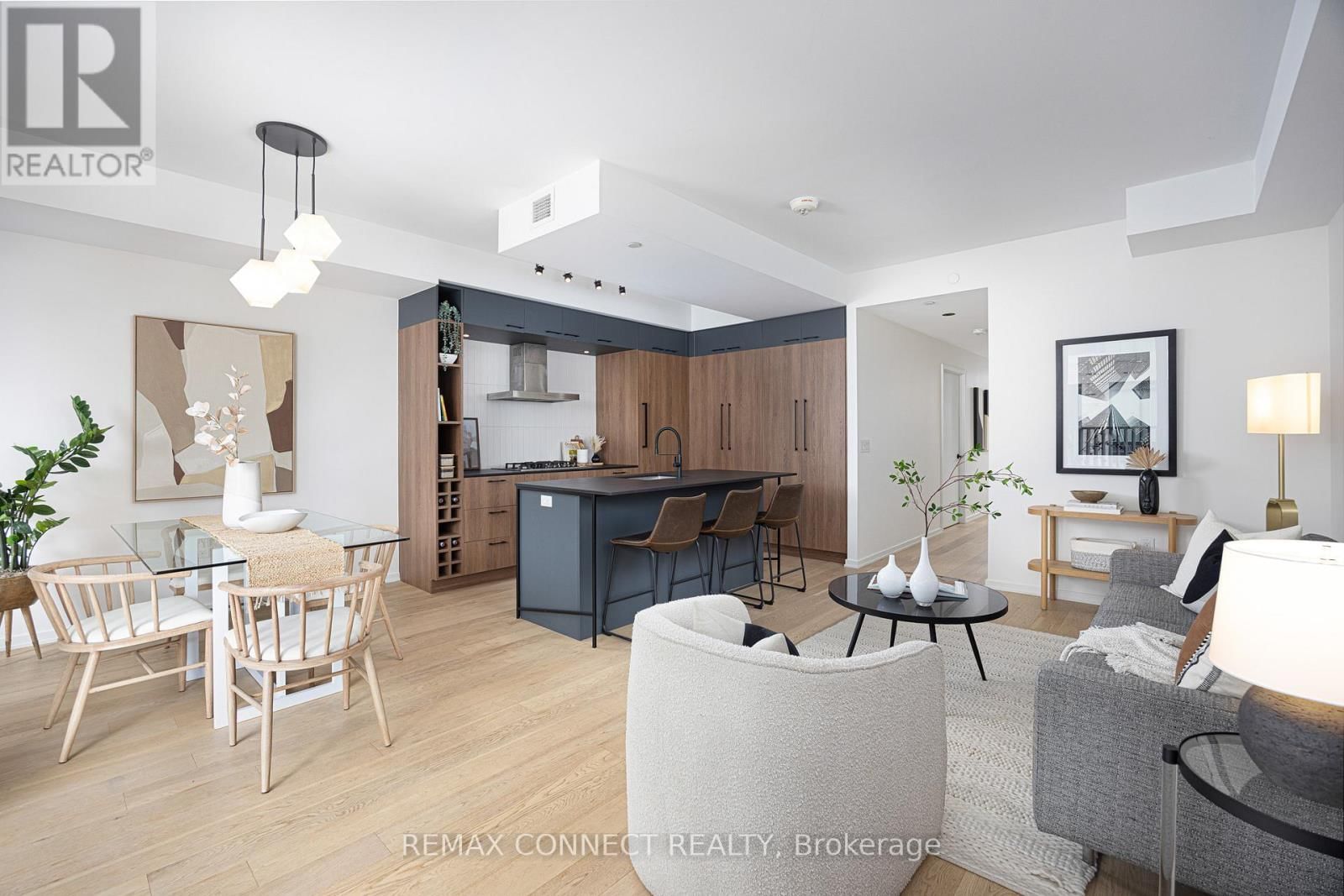 402 - 41 DOVERCOURT ROAD Image 7