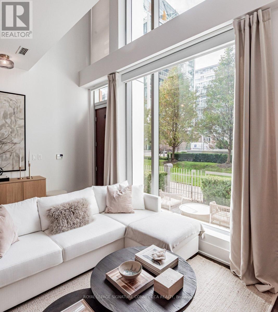 TH132 - 39 QUEENS QUAY EAST Image 21