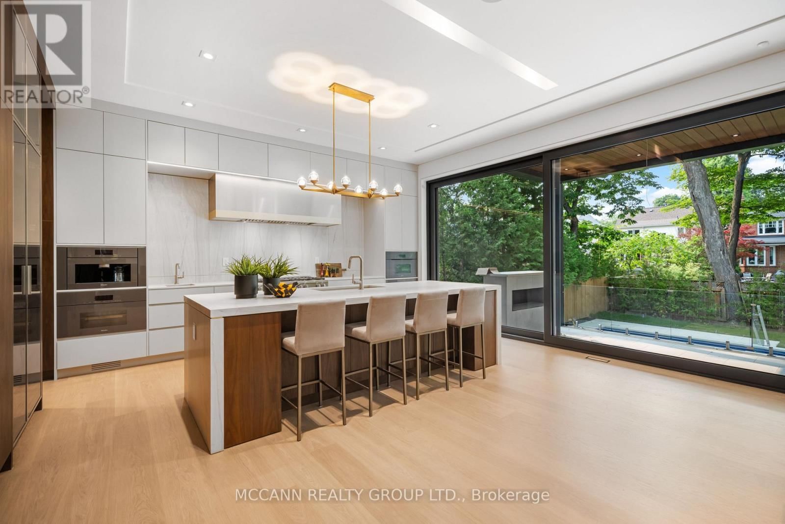 64 GLENGOWAN ROAD Image 19