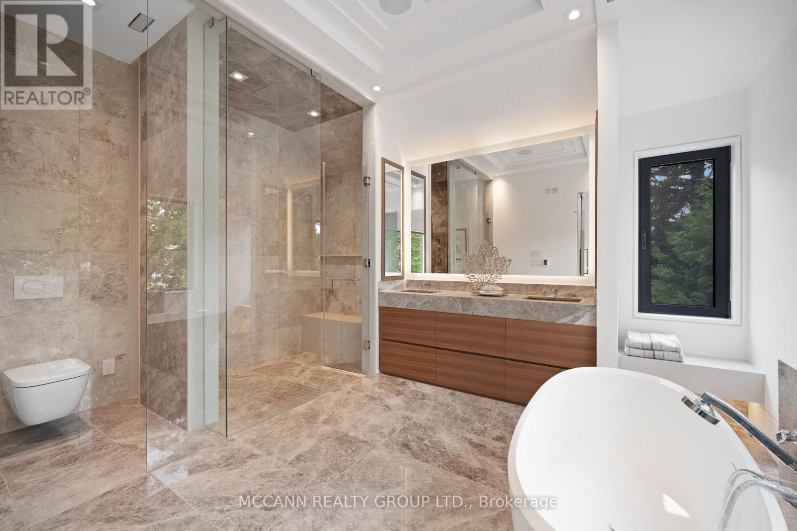 64 GLENGOWAN ROAD Image 31