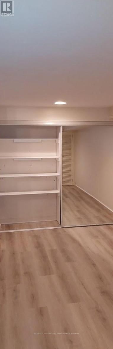 Lower - 48 LAWRENCE AVENUE WEST Image 5