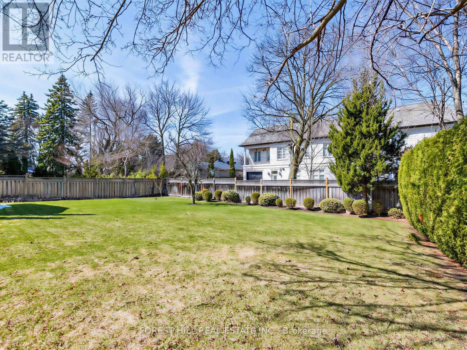 8 COLVESTONE ROAD Image 47