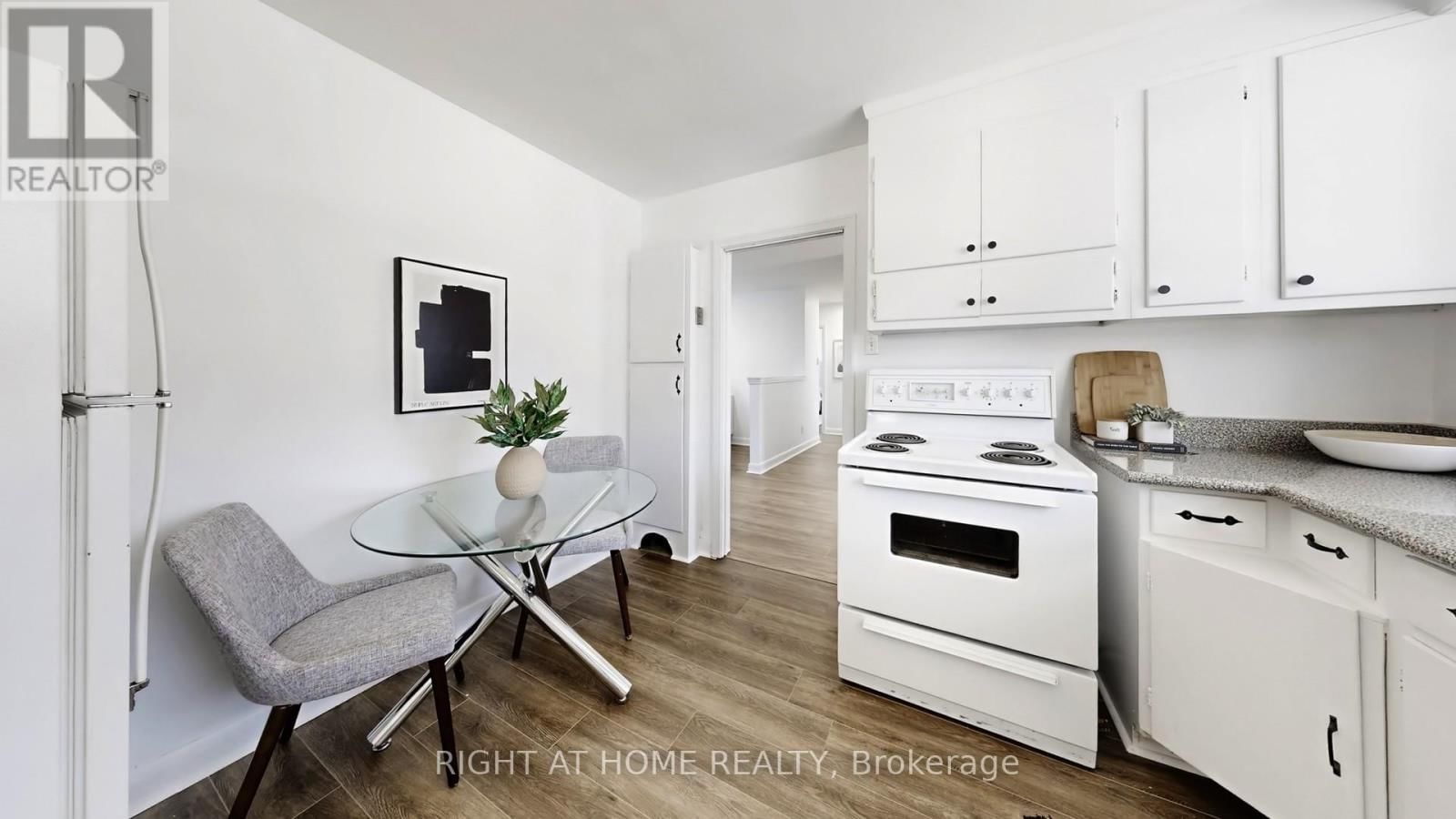 33 SANDERLING PLACE Image 15