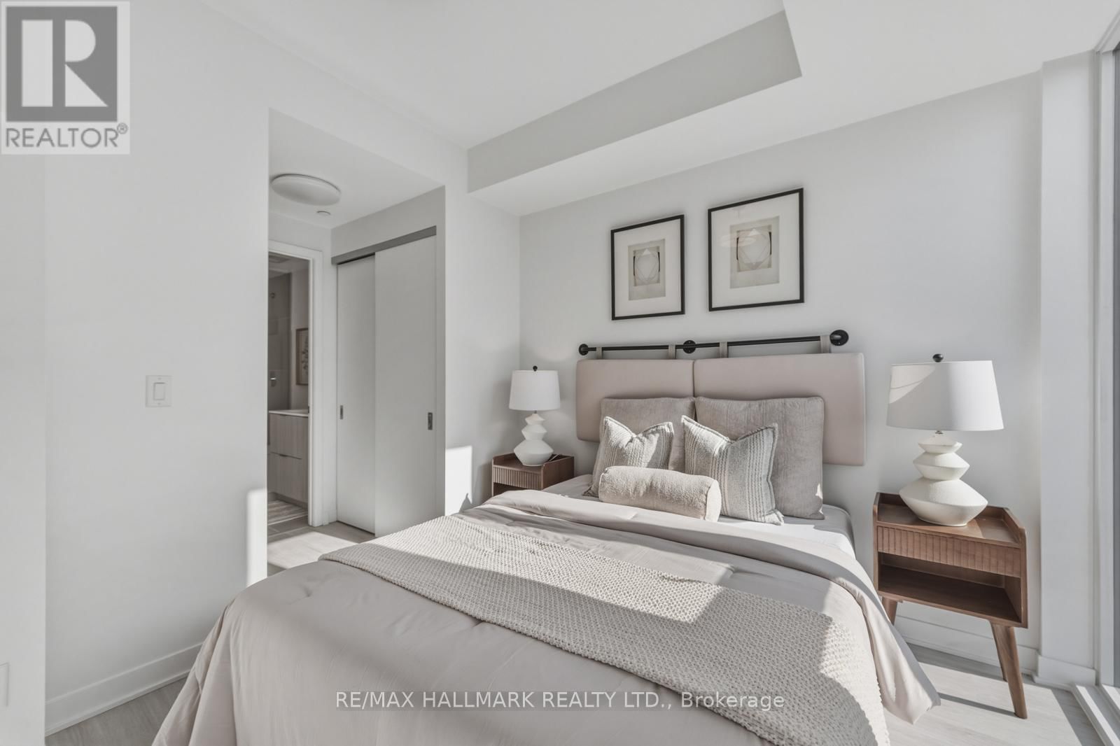 1001 - 185 ALBERTA AVENUE Image 11