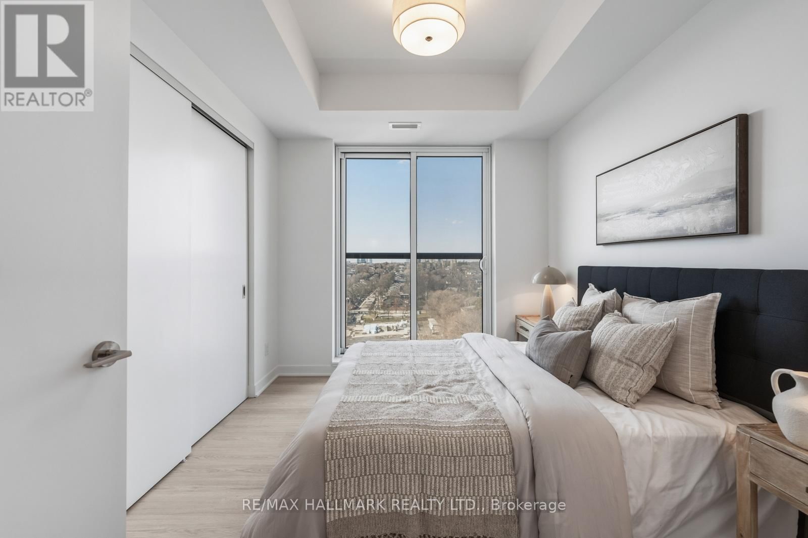 1001 - 185 ALBERTA AVENUE Image 14