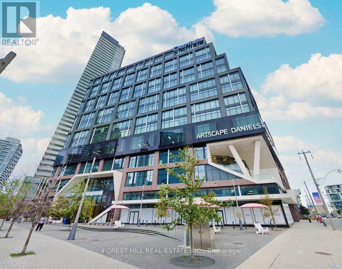 516 - 130 QUEENS QUAY Image 1