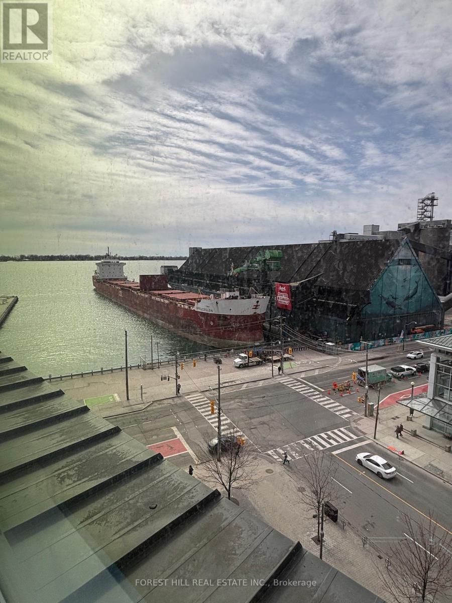 516 - 130 QUEENS QUAY Image 13