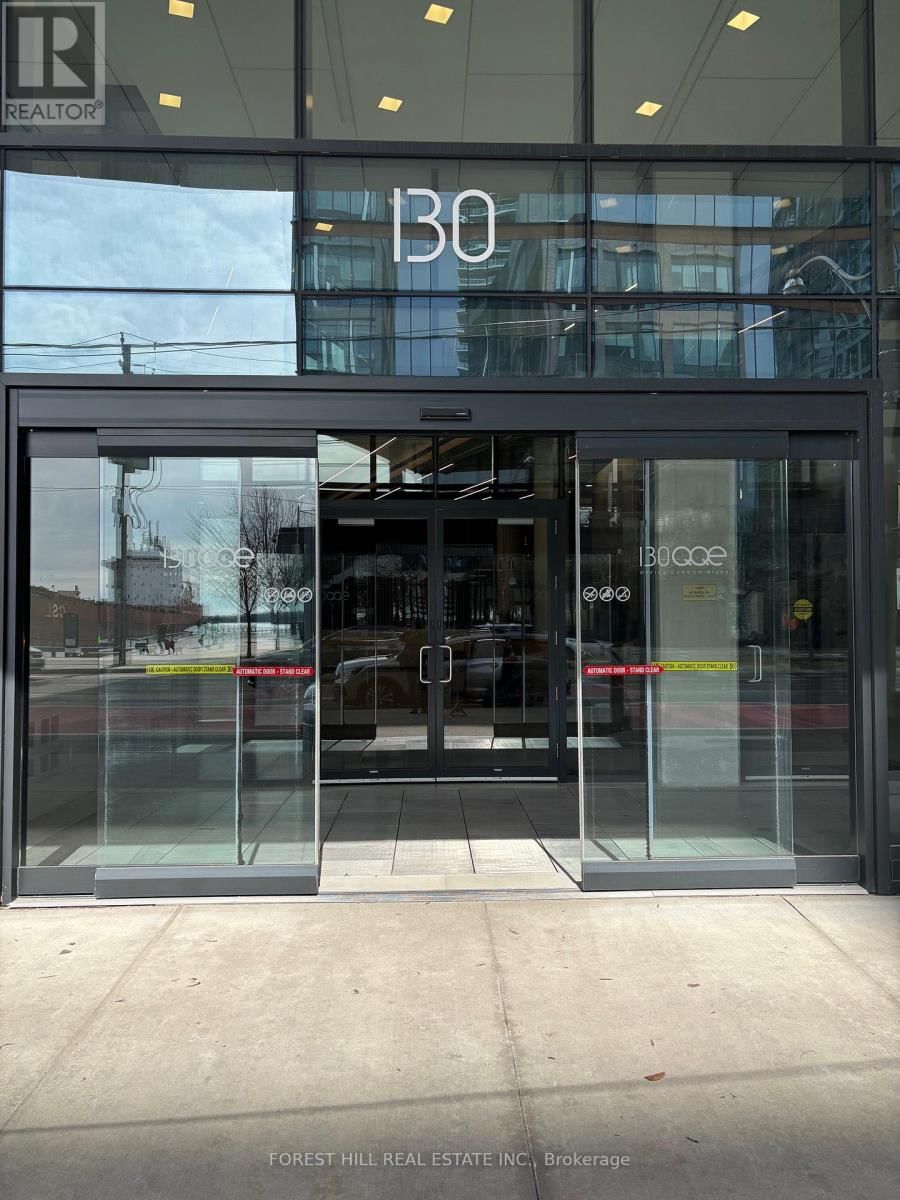 516 - 130 QUEENS QUAY EAST Image 2