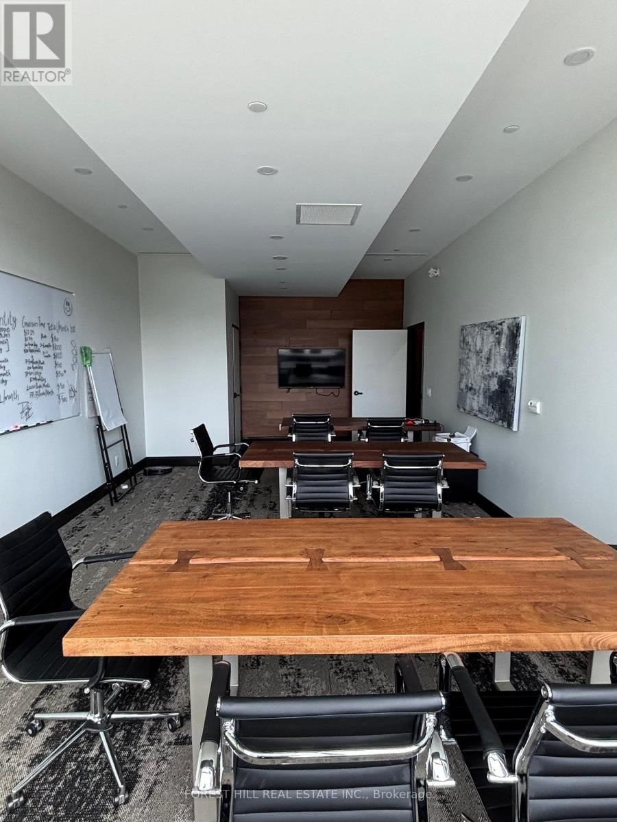 516 - 130 QUEENS QUAY EAST Image 9