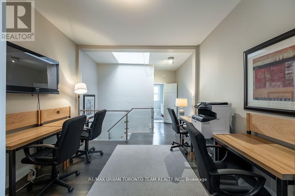 502 KING STREET EAST Image 18