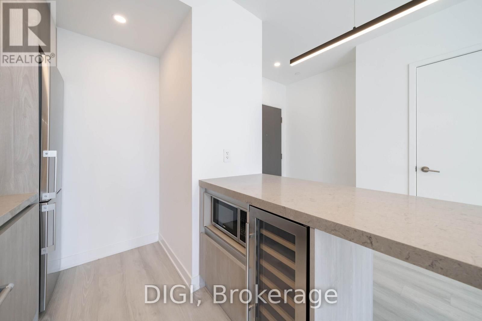 810 - 57 SPADINA AVENUE Image 10