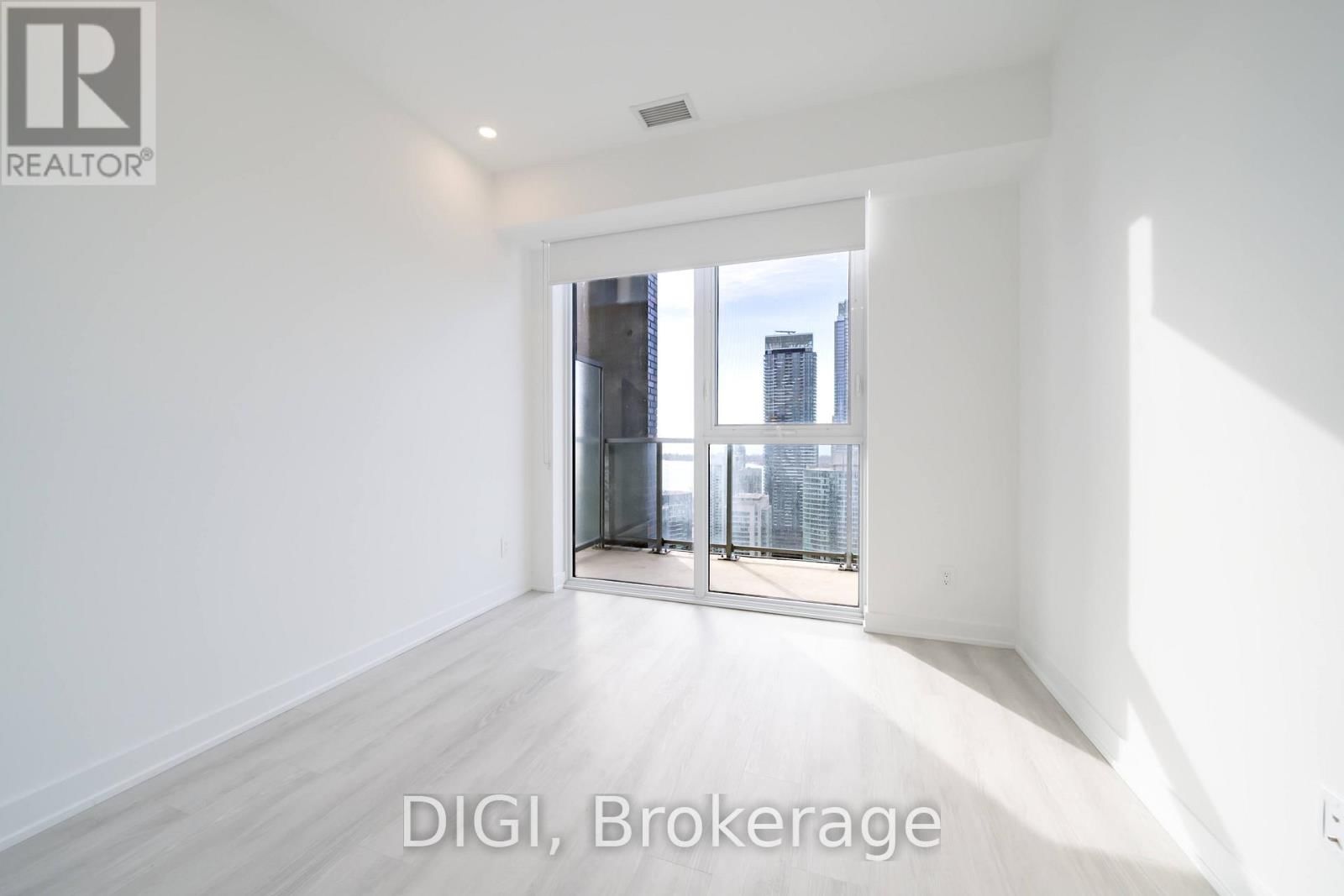 810 - 57 SPADINA AVENUE Image 13