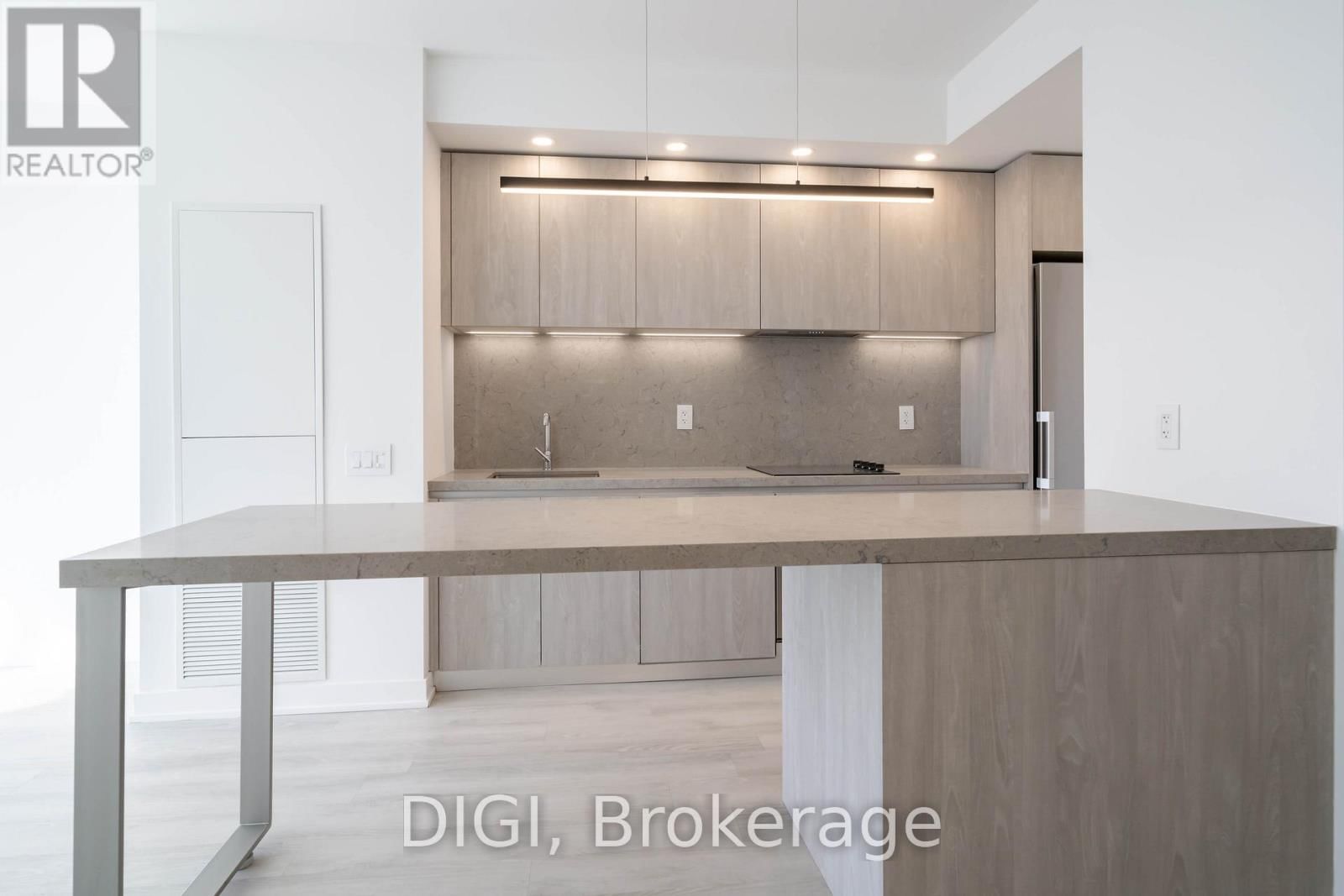 810 - 57 SPADINA AVENUE Image 6