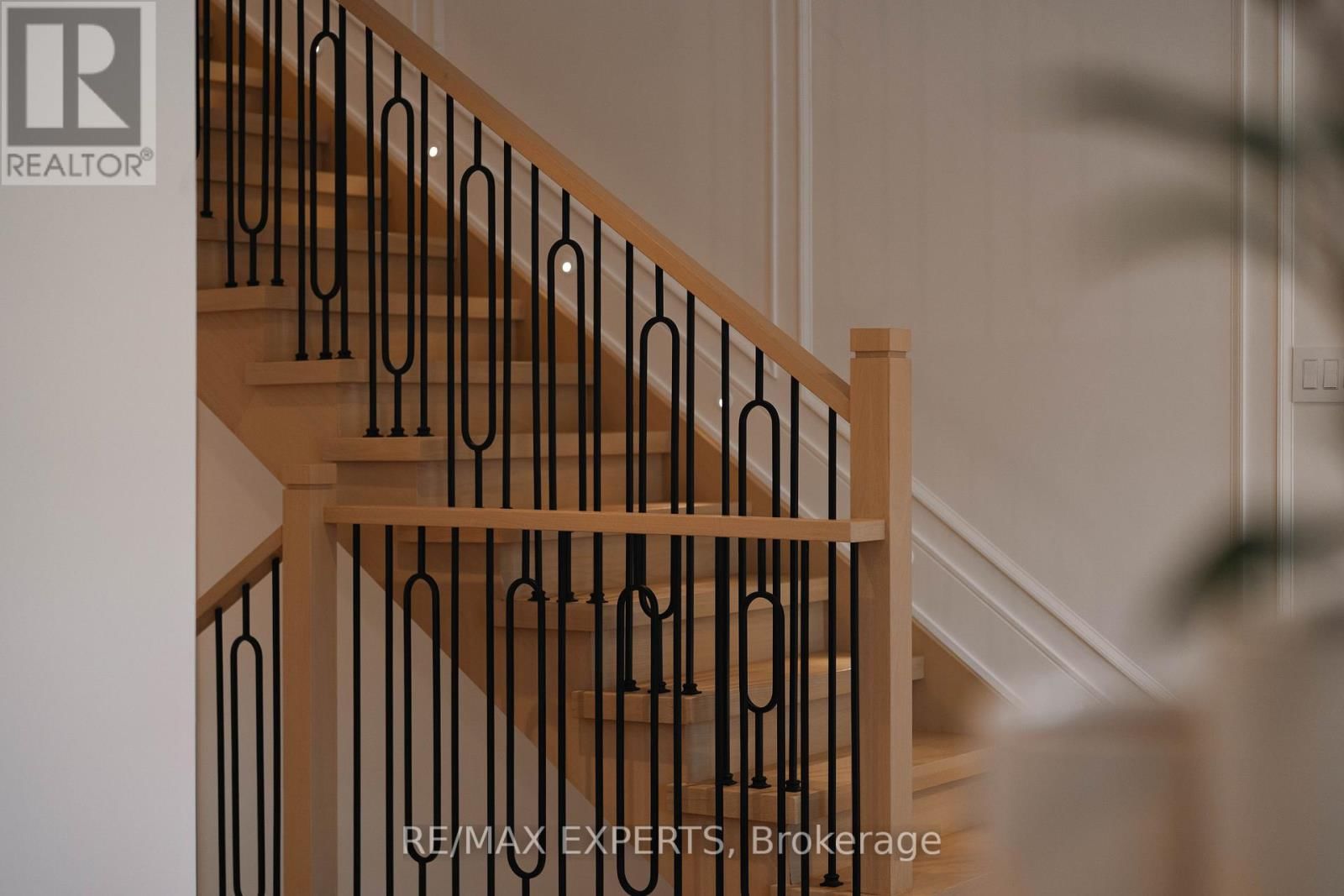 15 HOLLAND PARK AVENUE Image 10