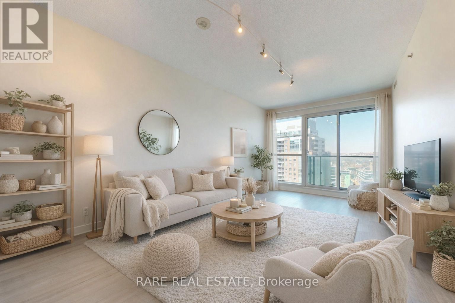 2402 - 150 EAST LIBERTY STREET Image 1