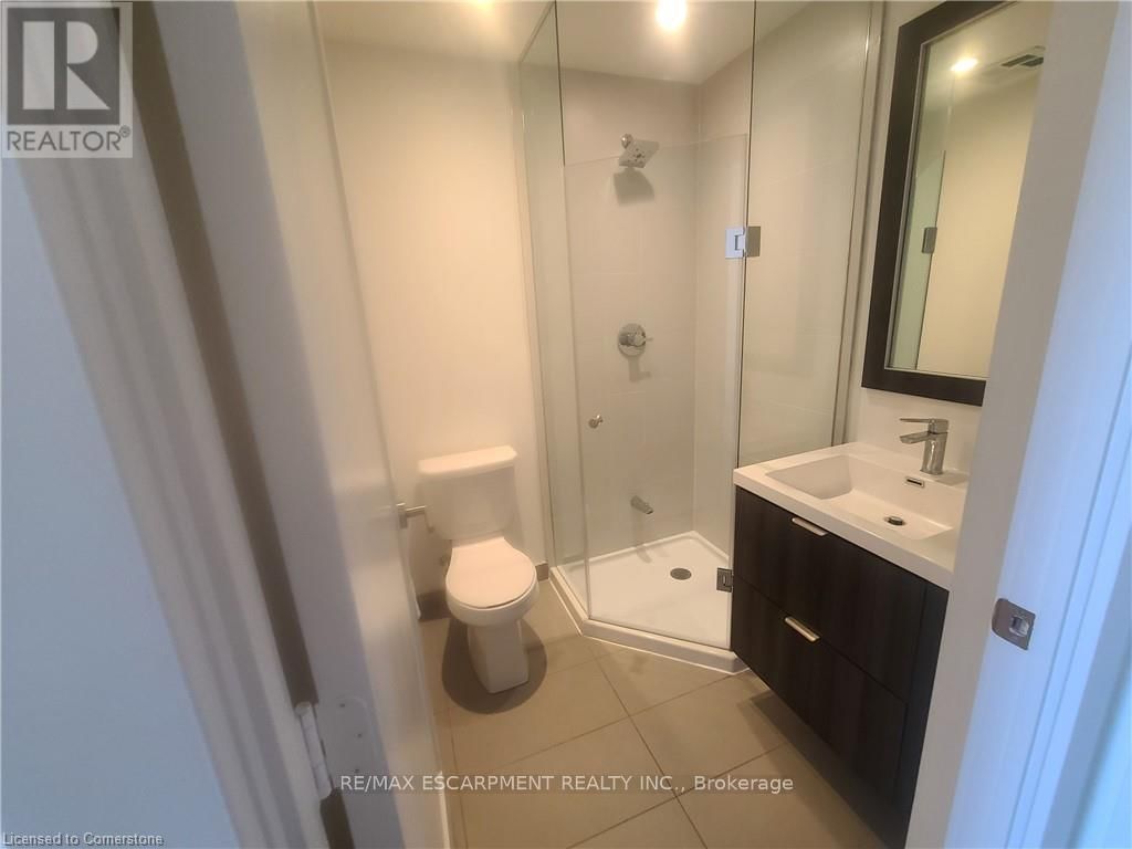 120 - 80 VANAULEY STREET Image 10