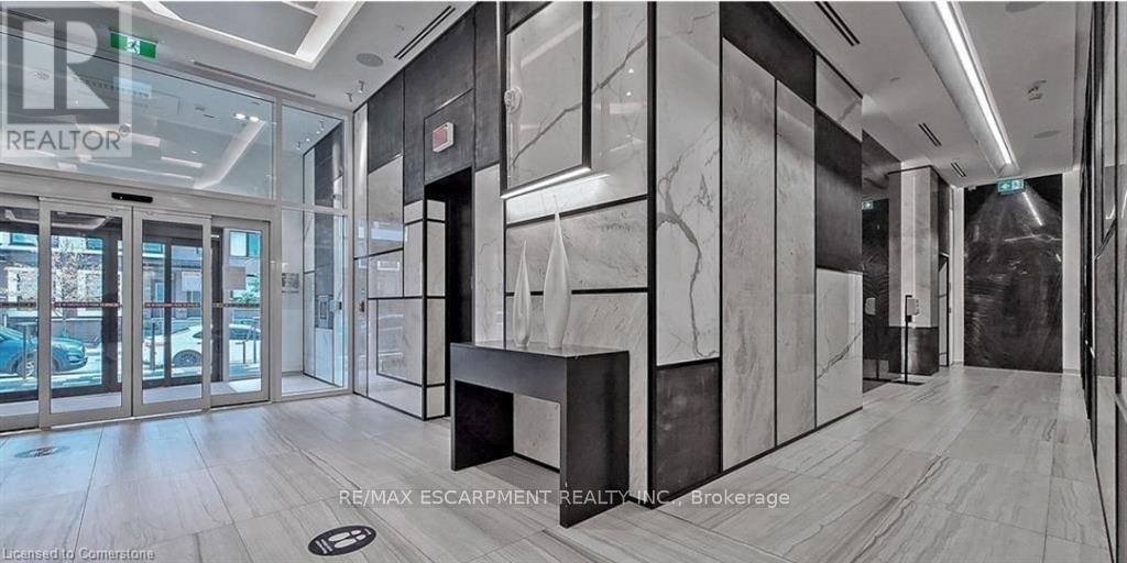 120 - 80 VANAULEY STREET Image 16