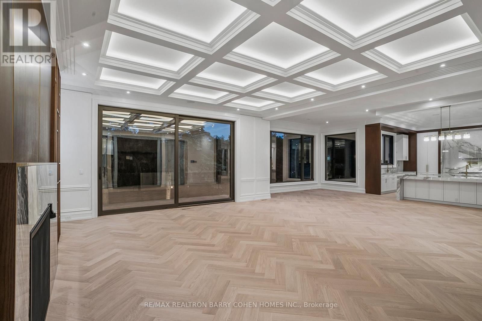 27 PENWOOD CRESCENT Image 16