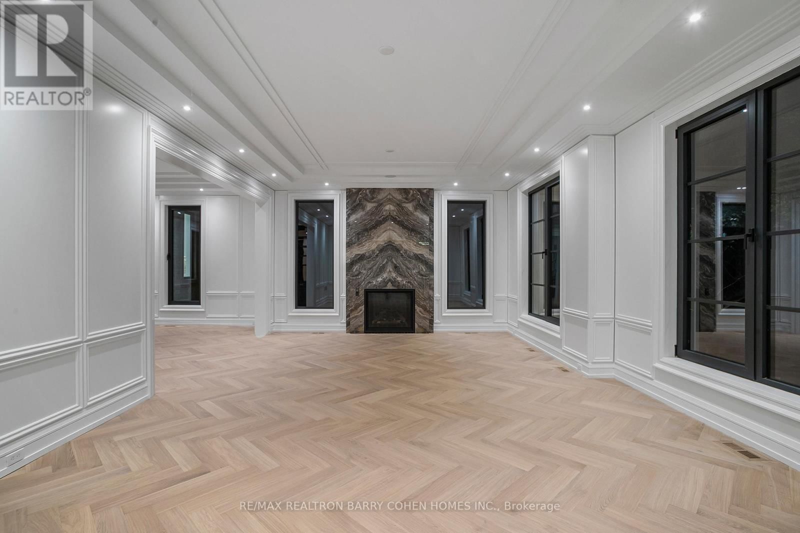 27 PENWOOD CRESCENT Image 4