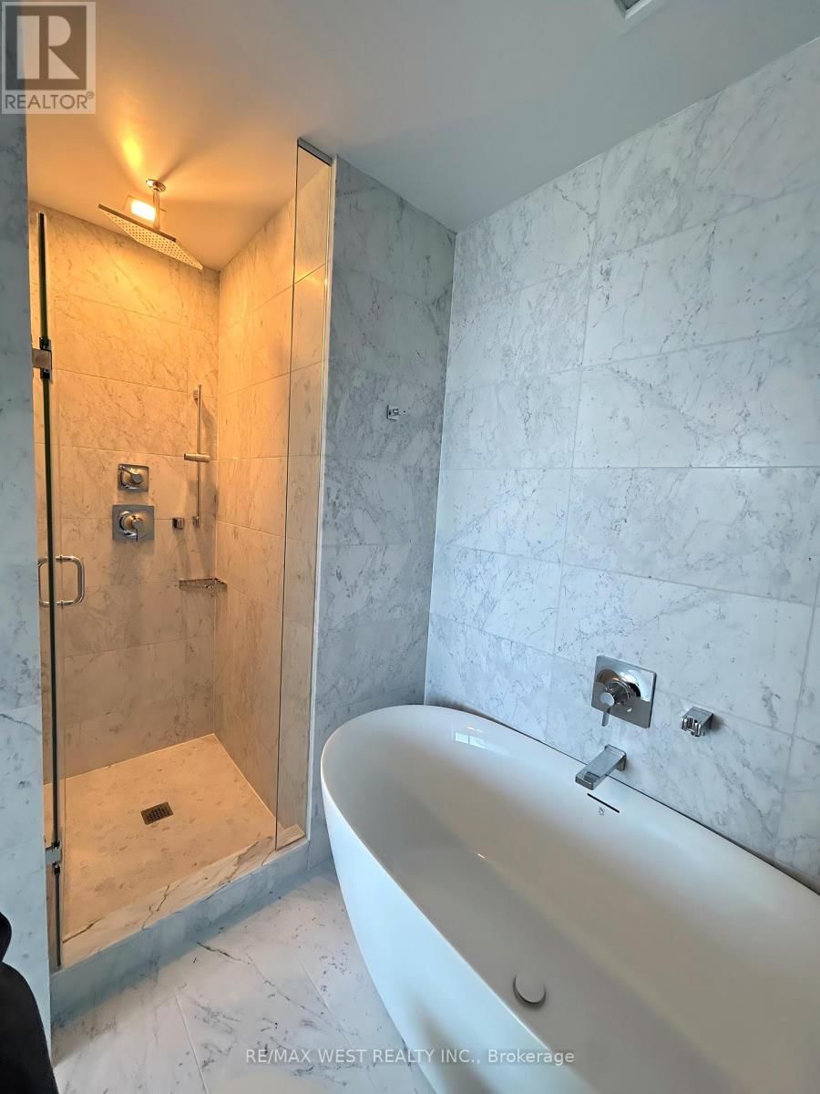 1602 - 29 GREEN TRAIL COURT Image 12