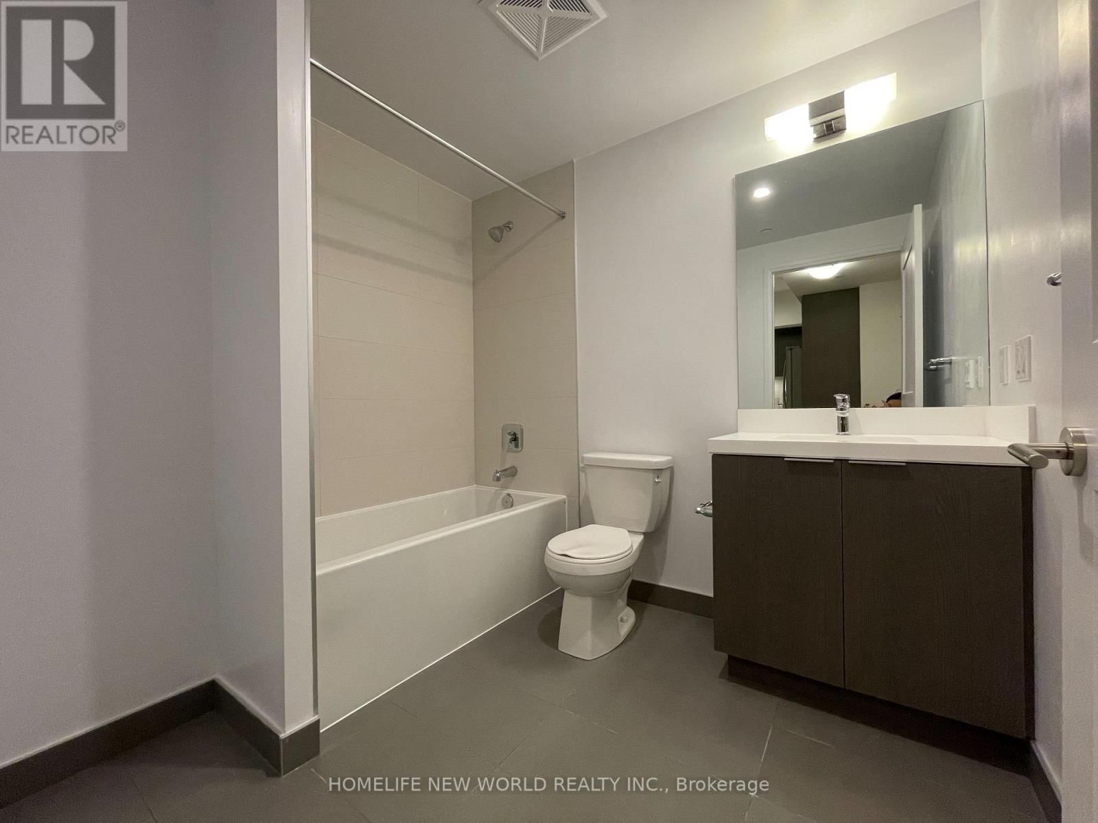 2811 - 50 DUNFIELD AVENUE Image 12