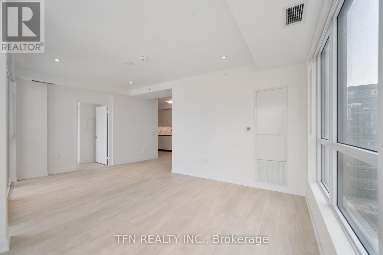 929 - 15 RICHARDSON STREET Image 6