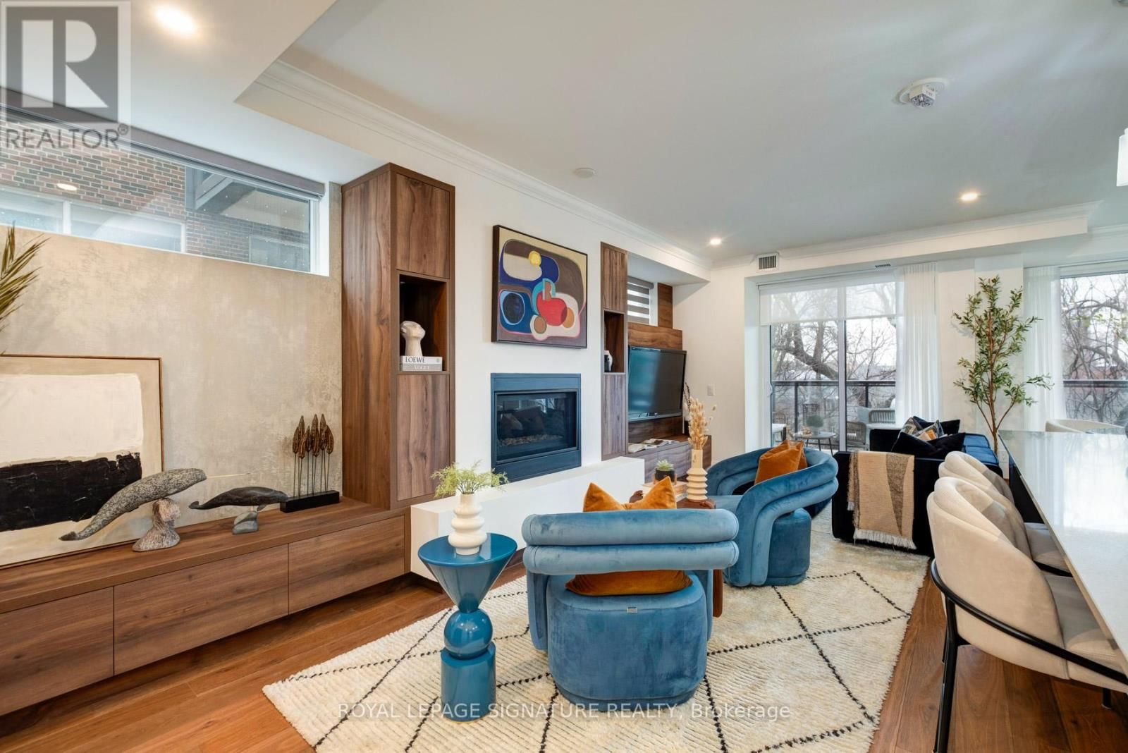 303 - 285 AVENUE ROAD Image 7