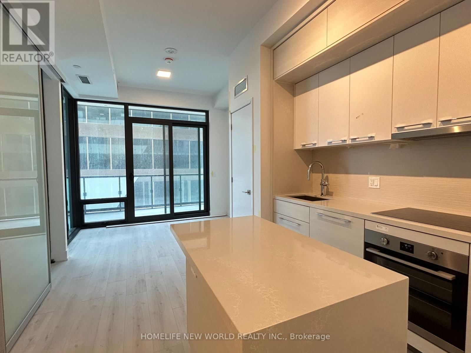 6 - 29 GREEN TRAIL COURT Image 2