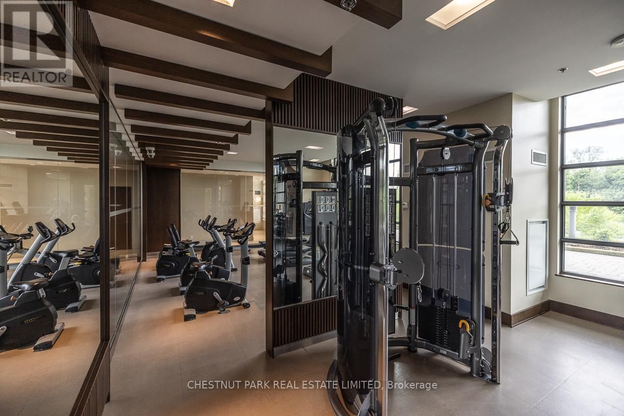 306 - 35 BRIAN PECK CRESCENT Image 24