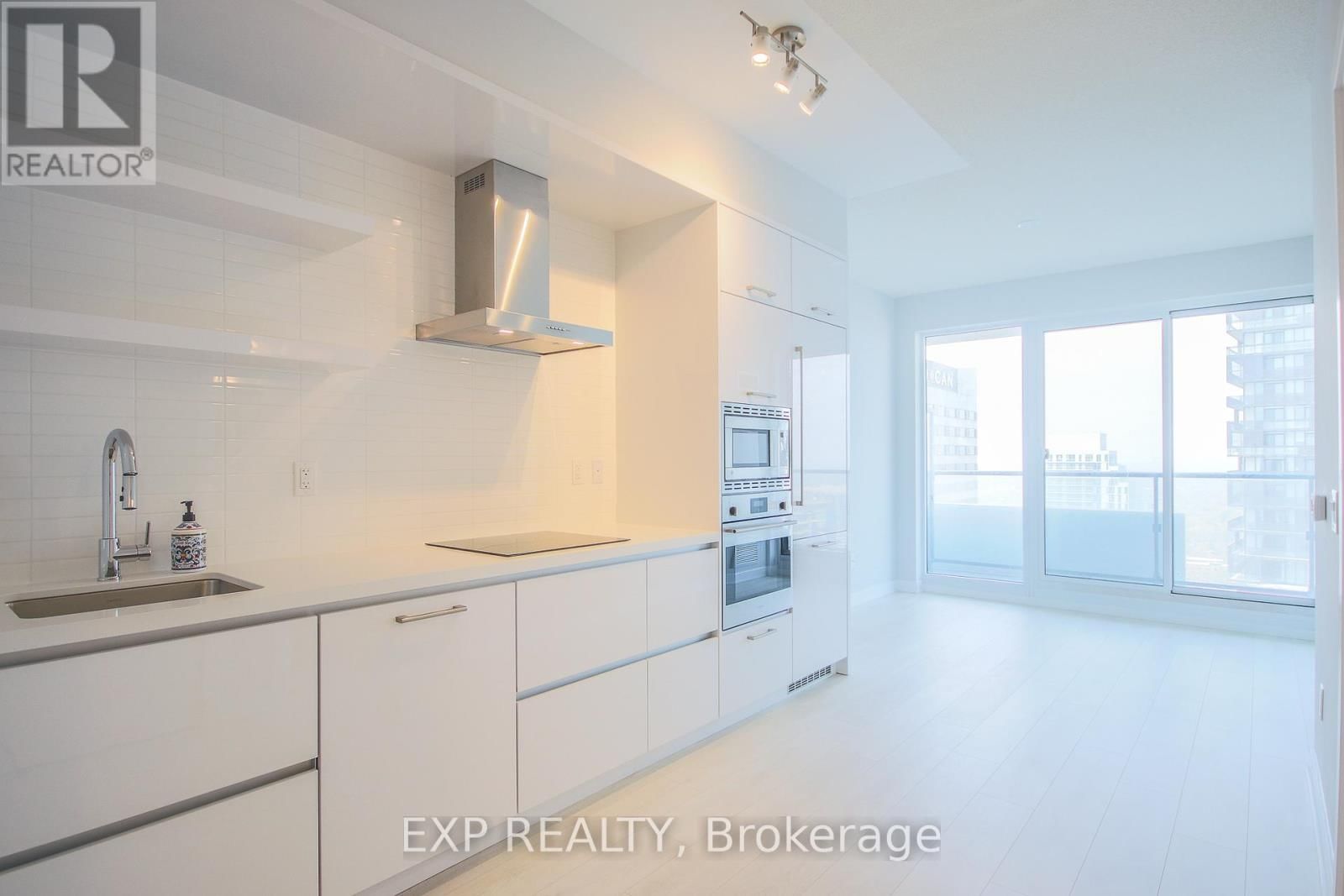 3410 - 2221 YONGE STREET Image 1